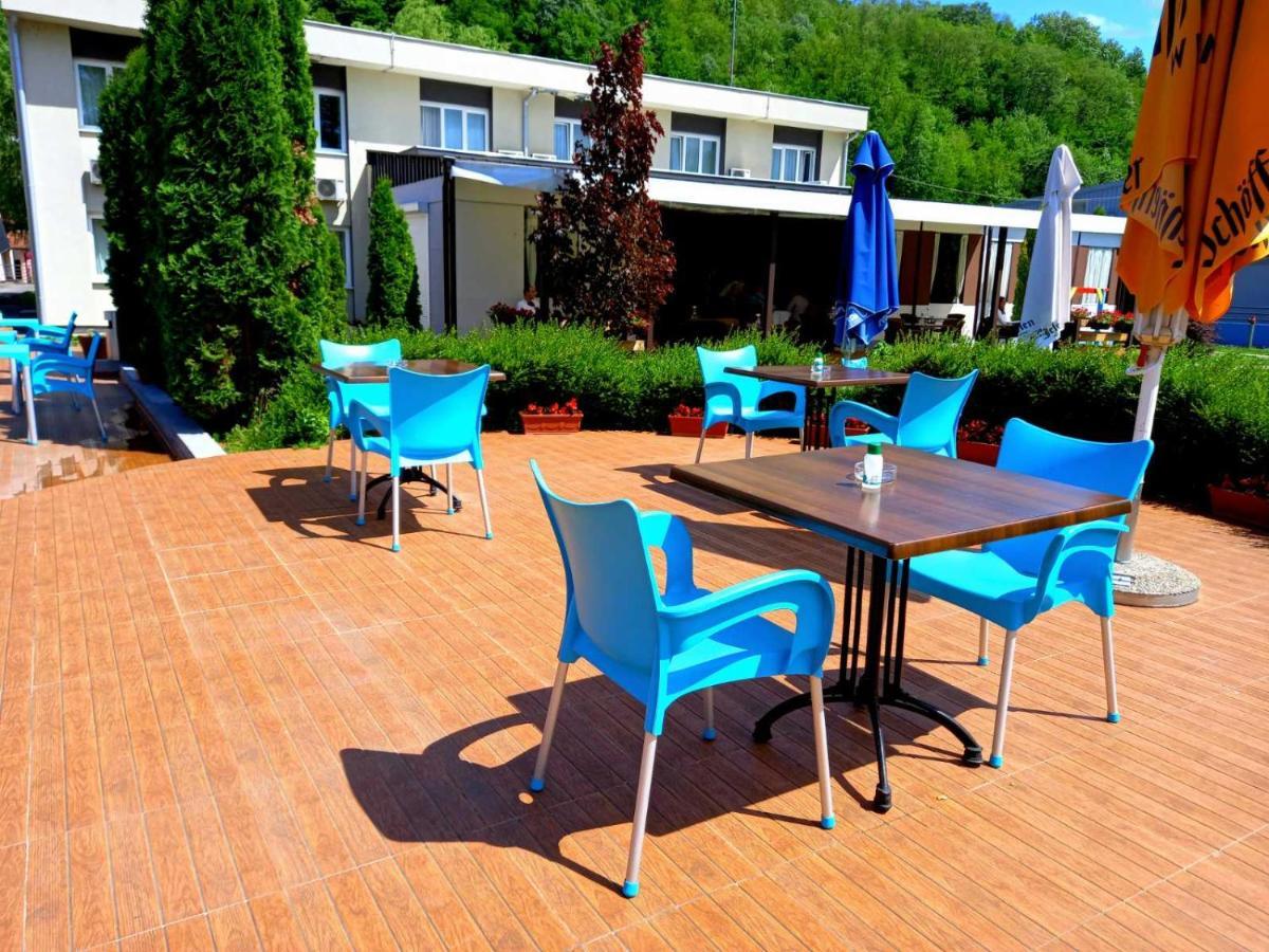 Hotel Drinska Lasta Ljubovija Exterior foto